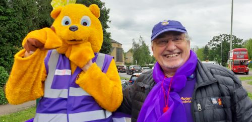 District Govenor Mike Wren On Studio's Club Float