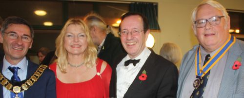 Studio Rotary President (Right) greets Derek Holland, Janice Watson & Town Mayor Clrr Simon Rubner